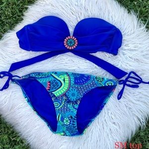 Royal blue strapless bikini